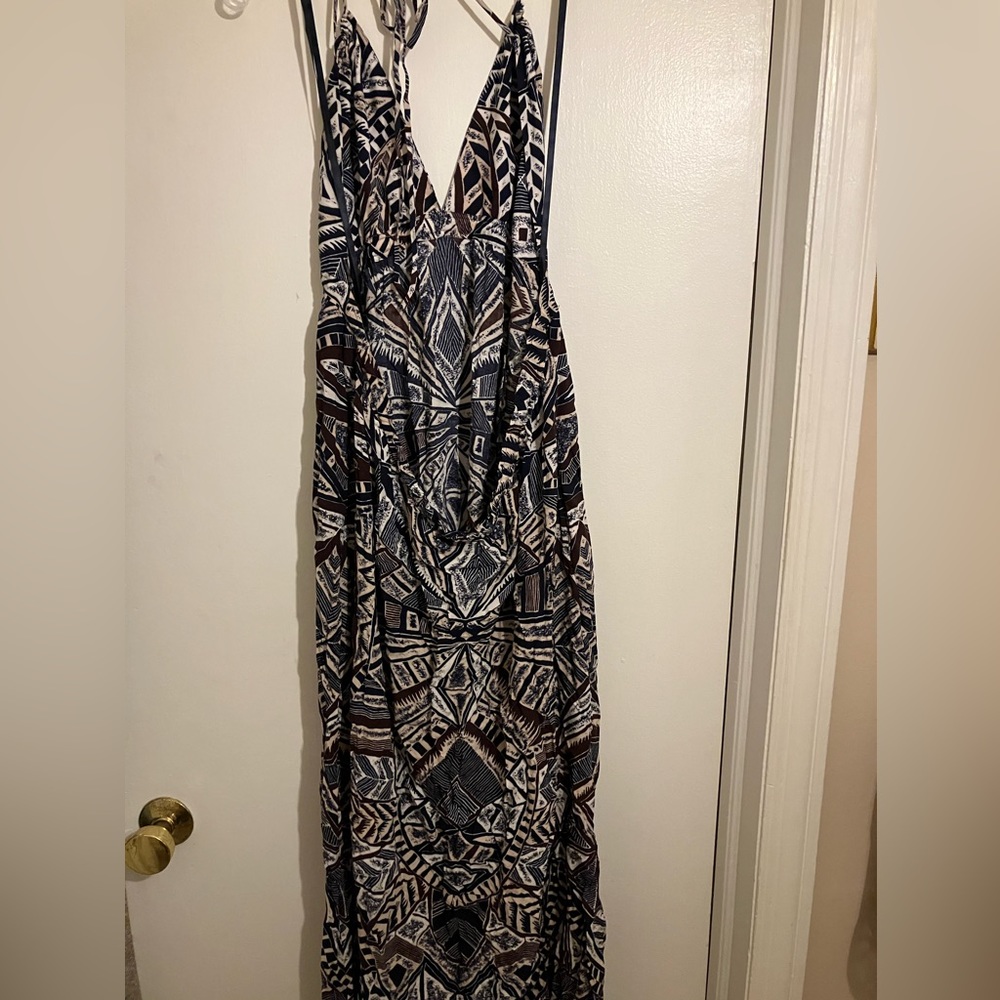 NWT BCBG halter dress - Picture 7 of 11